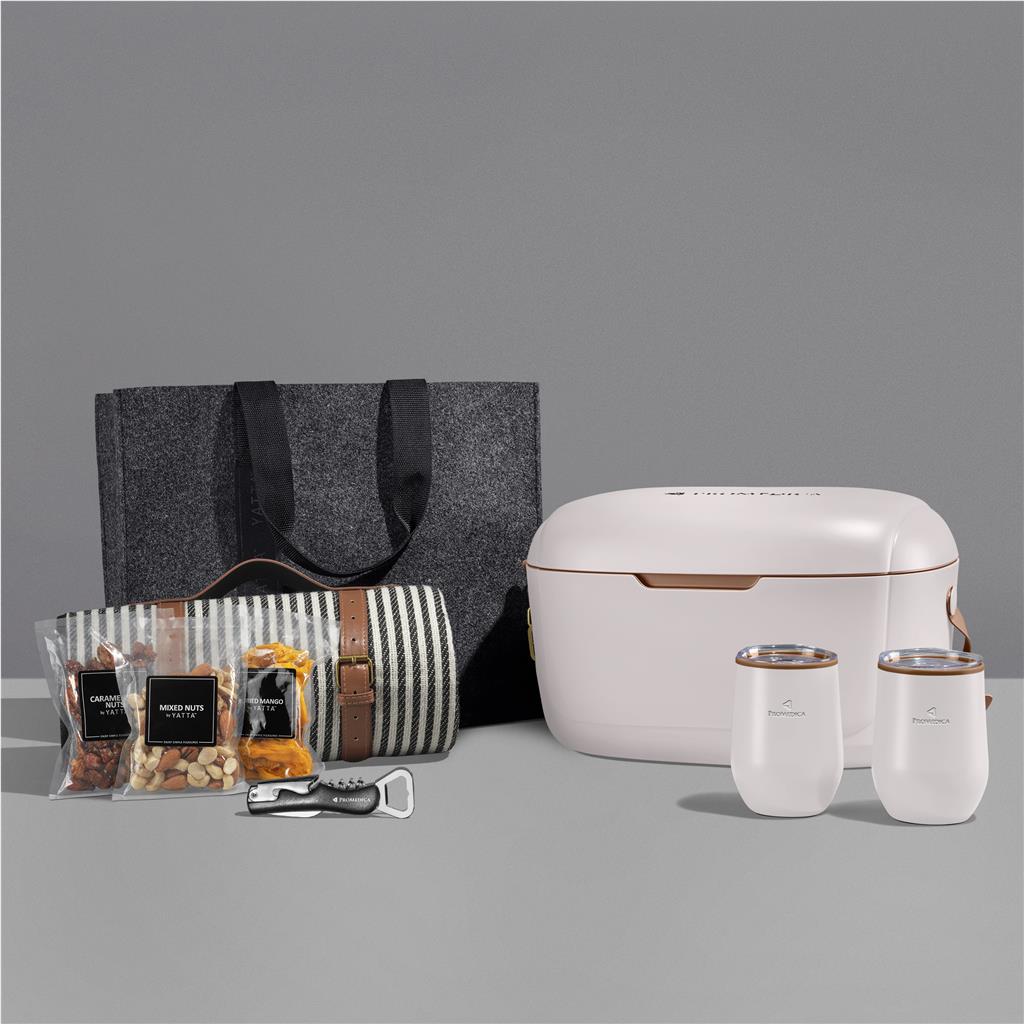 Yatta Chic Chill Hamper - CREAM
