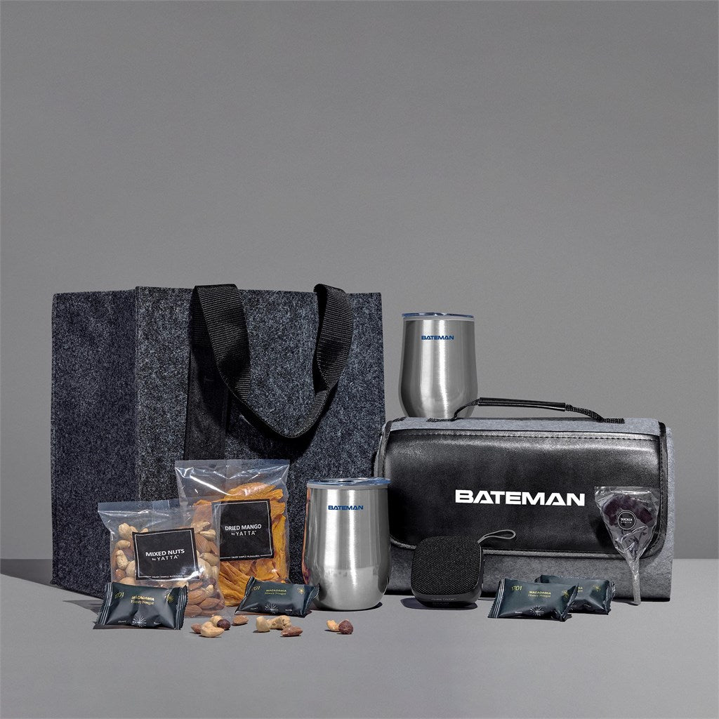 Yatta Lavishly Laden Hamper - SILVER