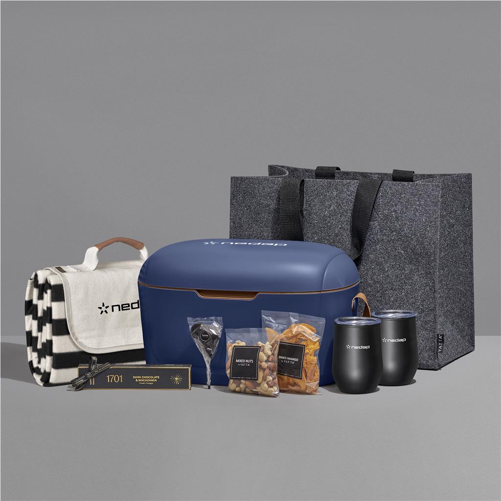 Yatta Outdoor Indulgence Hamper - NAVY