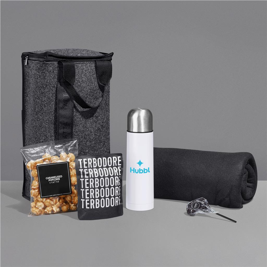 Yatta Charming Cuddle Hamper - SOLID WHITE